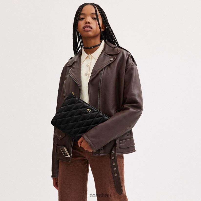 Coach Women POUCH 28 WITH PILLOW QUILTING B4/BLACK Z8JFB8308