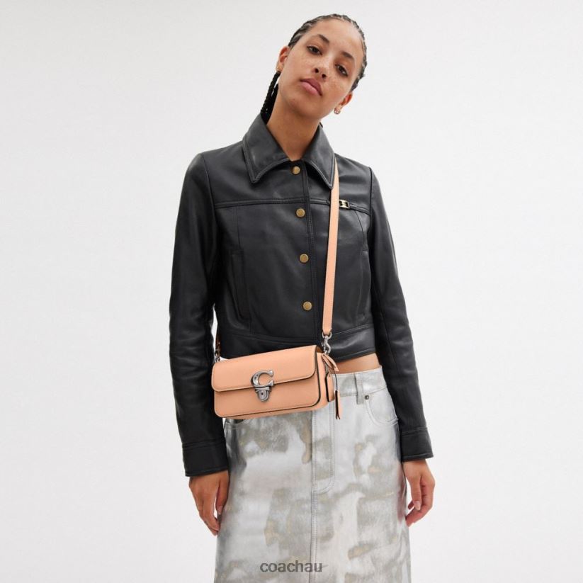 Coach Women STUDIO BAGUETTE BAG LH/Buff Z8JFB8182